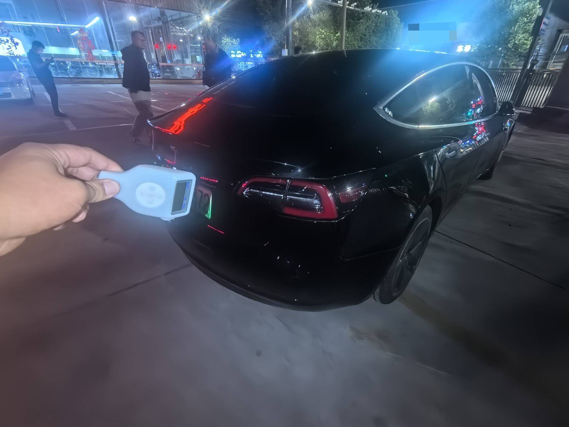 Tesla Model 3 2020 صورة سيارة #3