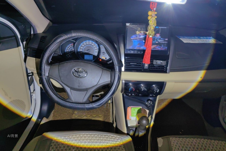 Toyota Vios 2015 car image #12