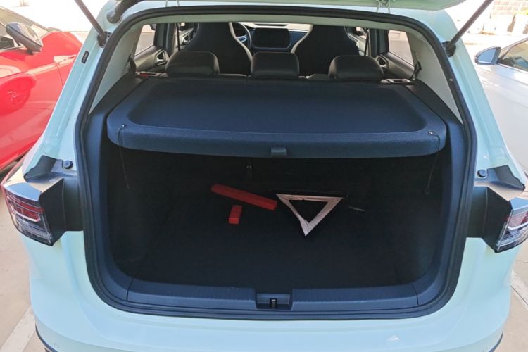 Volkswagen Tharu 2025 car image #19