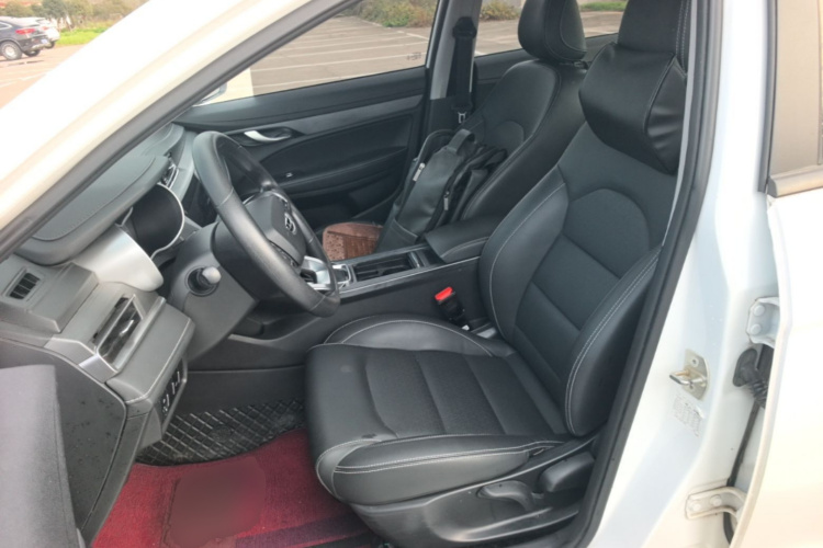 GEELY Emgrand 2021 immagine di auto #15