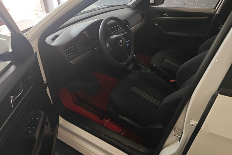 Volkswagen Lavida 2021 car image #16