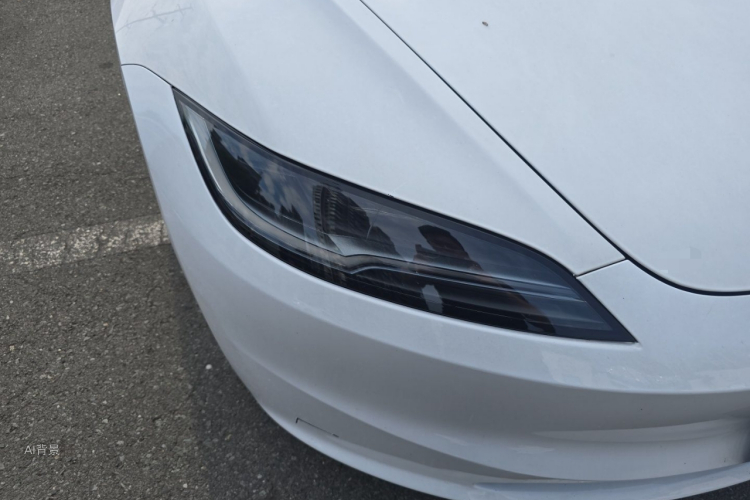 Tesla Model 3 2024 #8 Tesla Model 3 2024 car image #8