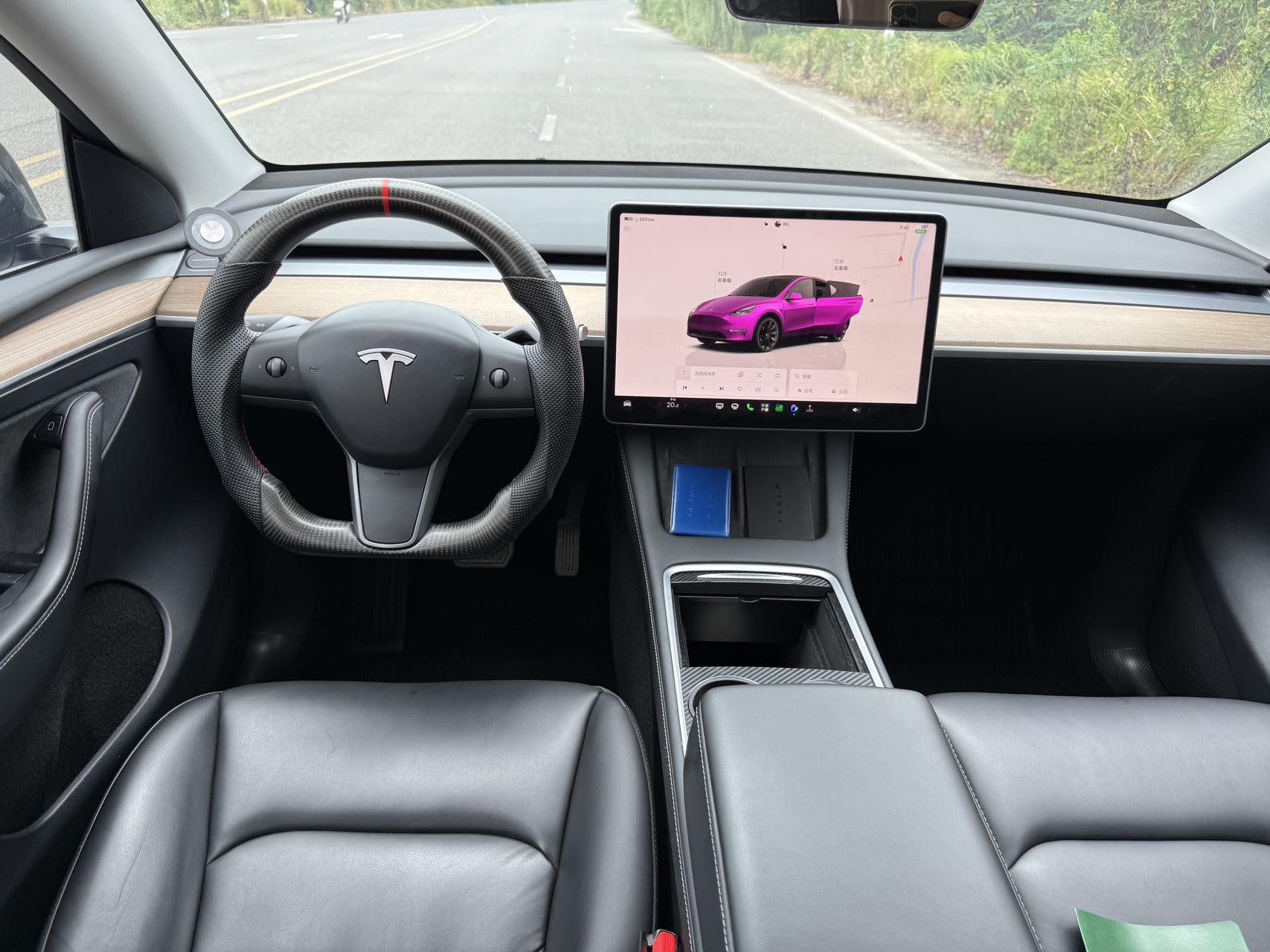 Tesla Model Y 2022 #5 Tesla Model Y 2022 car image #5