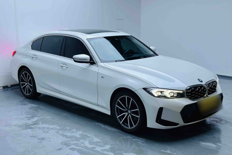 BMW 3 Series 2023 car image #4