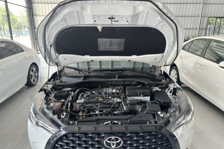 Toyota Corolla Cross 2024 car image #16