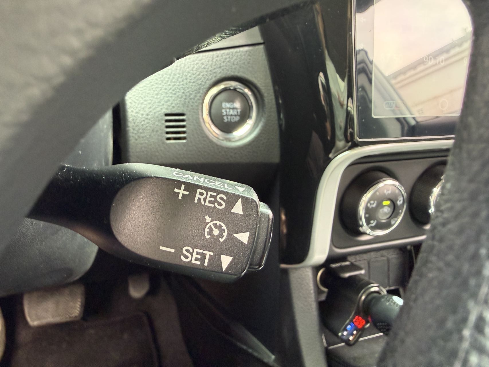 Toyota Corolla 2018 #12 Toyota Corolla 2018 car image #12