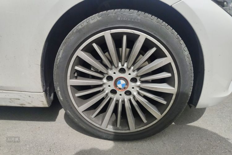 BMW 3 Series 2018 #9 BMW 3 Series 2018 car image #9