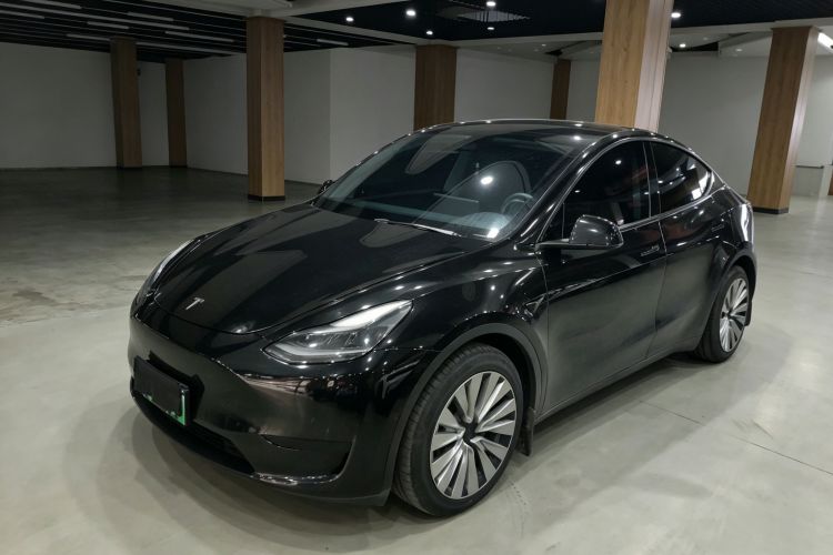 Tesla Model Y 2022 #2 Tesla Model Y 2022 car image #2