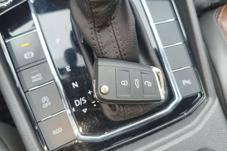 Volkswagen Lavida 2018 #14 Volkswagen Lavida 2018 car image #14