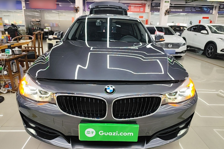 BMW 3 Series GT 2018 #3 BMW 3 Series GT 2018 car image #3