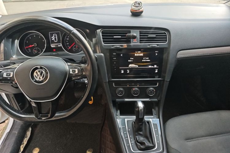 Volkswagen Golf 2020 #11 Volkswagen Golf 2020 صورة سيارة #11