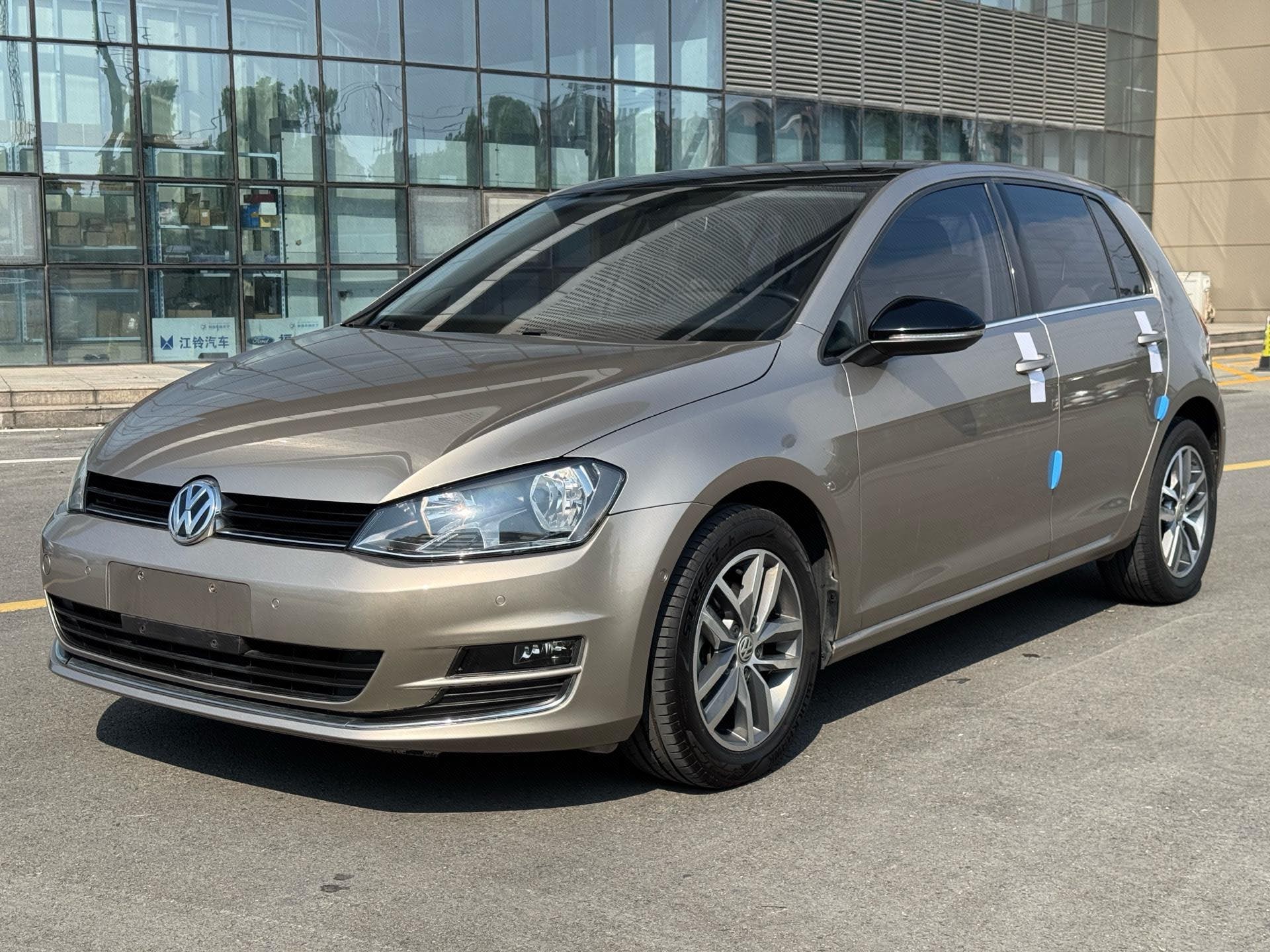 2018 2018 car image