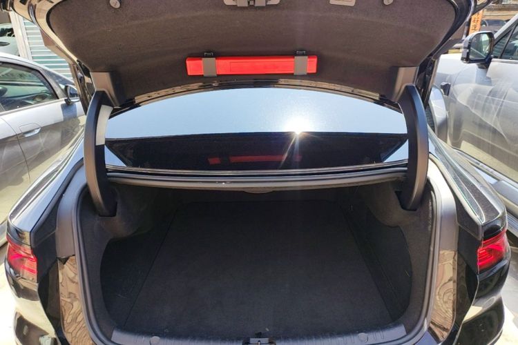 BYD Han 2024 car image #19