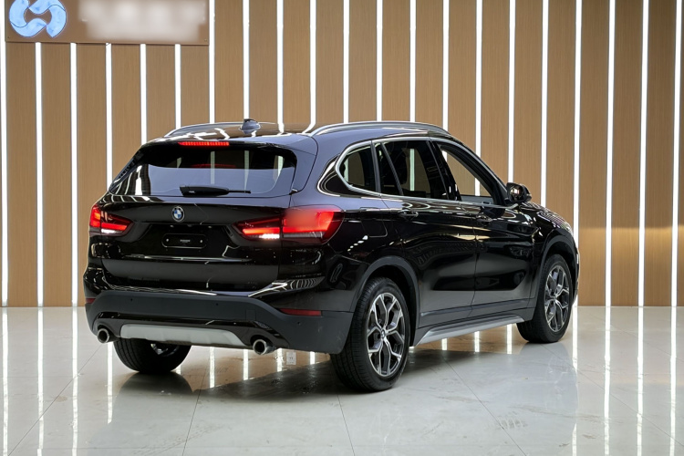 BMW X1 2020 car image #6