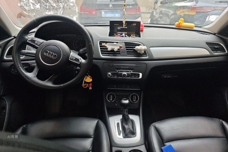 Audi Q3 2018 #11 Audi Q3 2018 car image #11