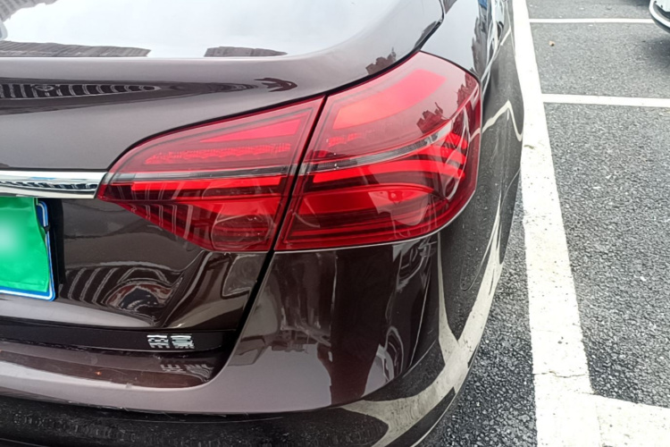 GEELY Emgrand 2019 #8 GEELY Emgrand 2019 car image #8
