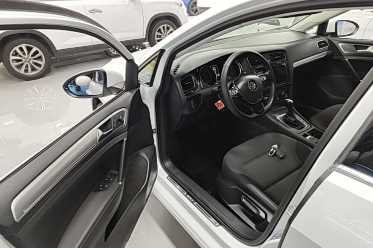Volkswagen Golf 2018 #16 Volkswagen Golf 2018 car image #16