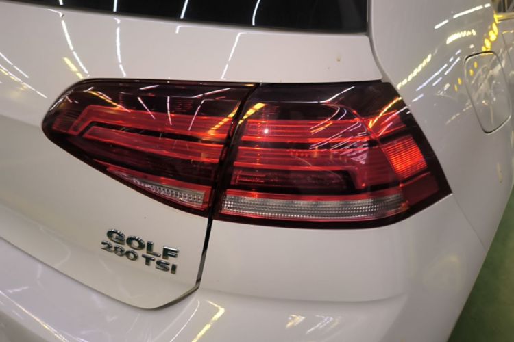 Volkswagen Golf 2020 #8 Volkswagen Golf 2020 car image #8