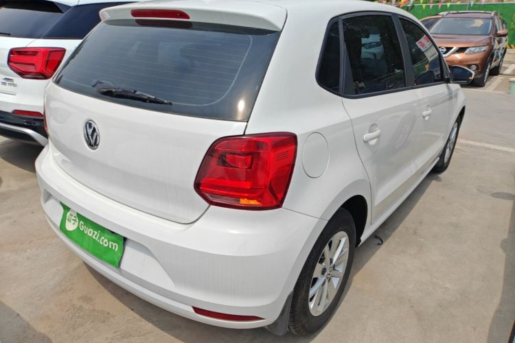 Volkswagen Polo 2019 car image #5