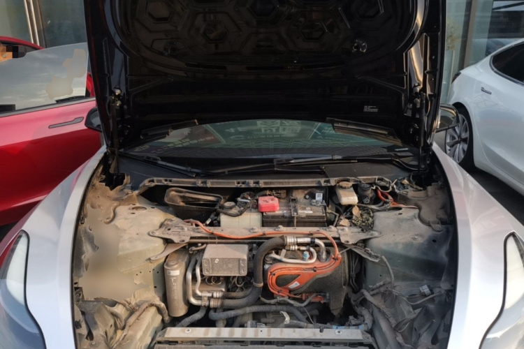 Tesla Model 3 2021 car image #20
