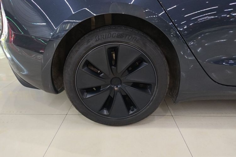 Tesla Model 3 2025 #10 Tesla Model 3 2025 car image #10