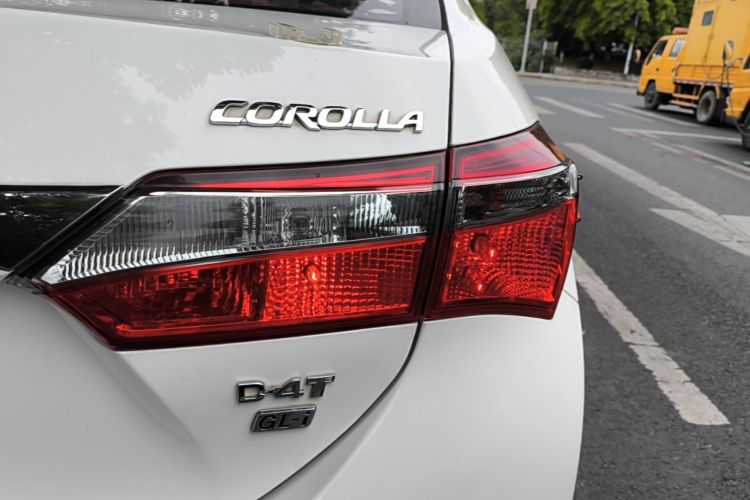 Toyota Corolla 2017 #8 Toyota Corolla 2017 car image #8