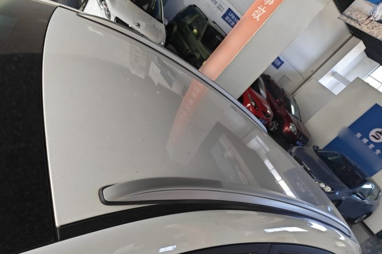 GEELY Emgrand GS 2017 car image #25