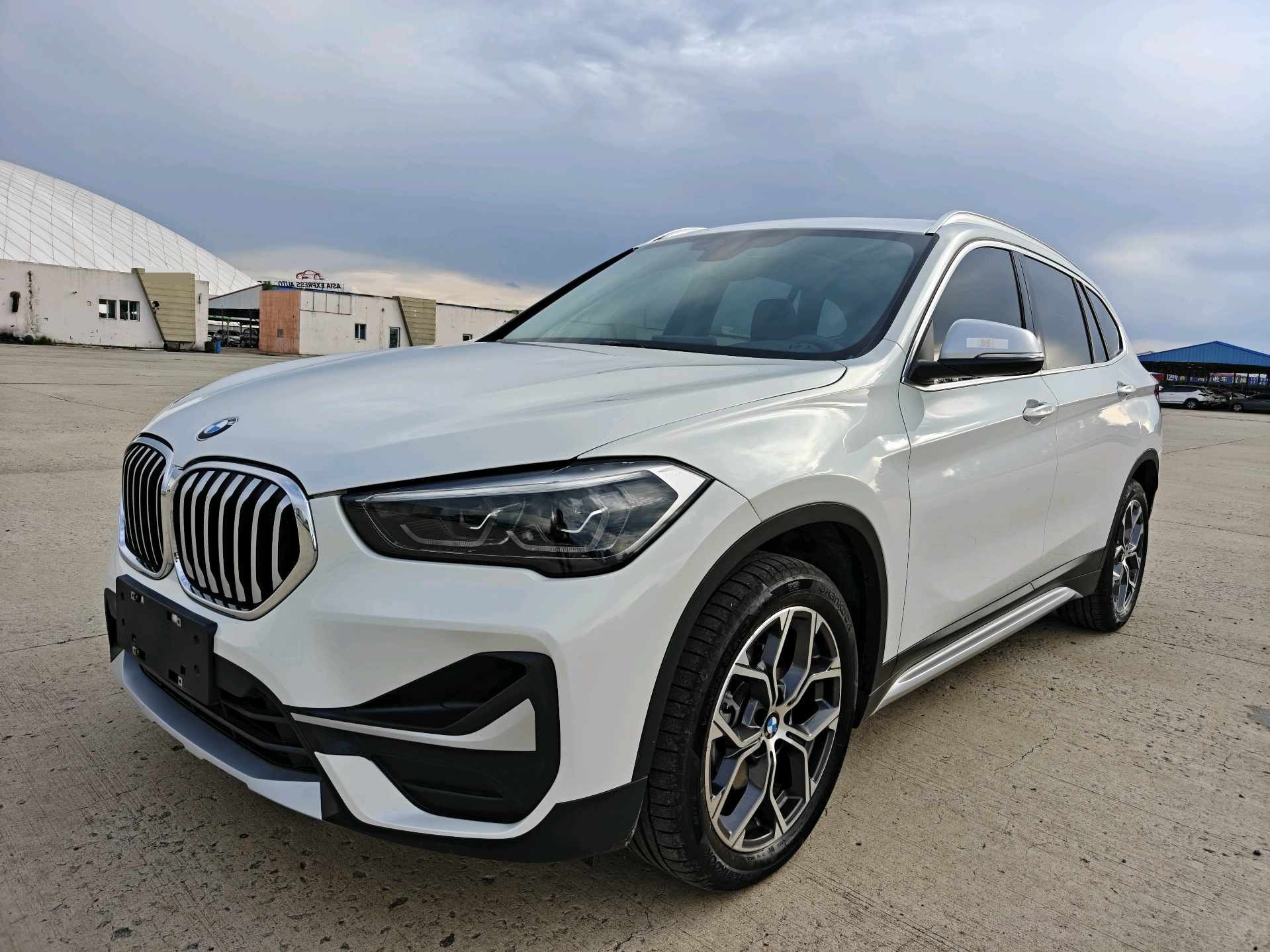 BMW X1 2022 BMW X1 2022 car image