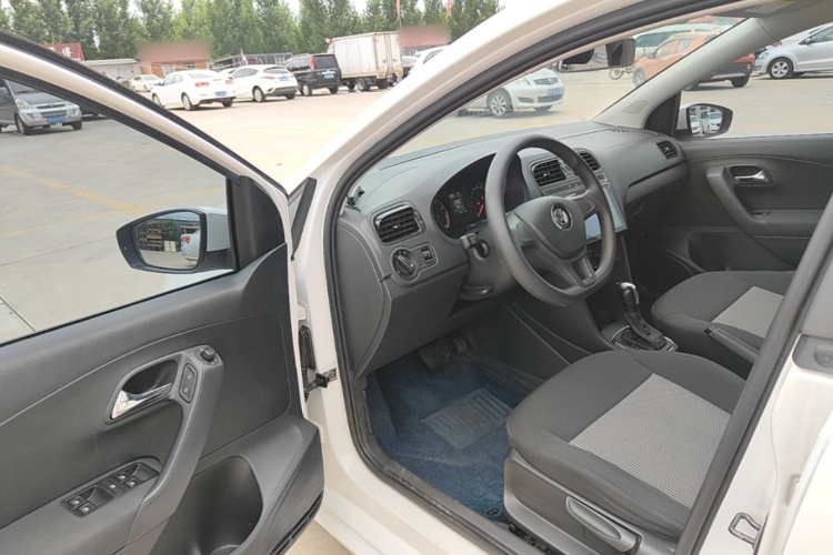 Volkswagen Polo 2018 #16 Volkswagen Polo 2018 car image #16
