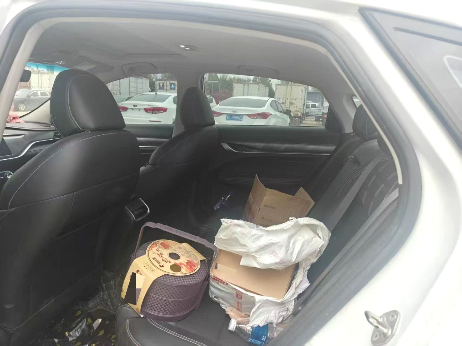 GEELY Binray 2022 car image #4