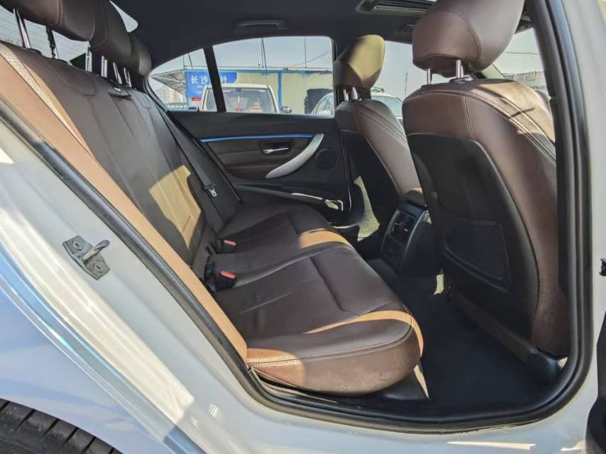BMW 3 Series 2019 #7 BMW 3 Series 2019 car image #7