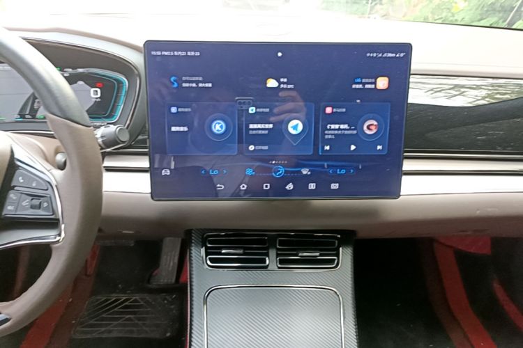 BYD Han 2021 car image #17