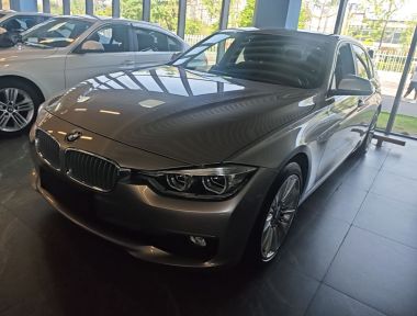 BMW 3 Series 2018 BMW 3 Series 2018 car image