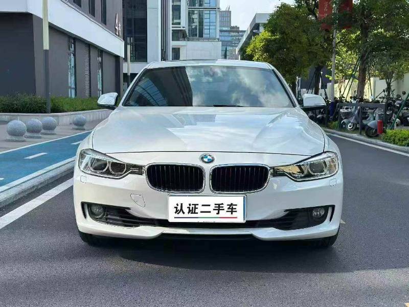 BMW 3 Series 2014 BMW 3 Series 2014 car image