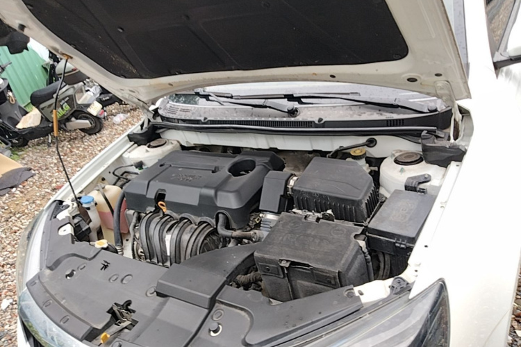 GEELY Emgrand 2021 #22 GEELY Emgrand 2021 car image #22