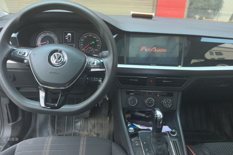 Volkswagen Lavida 2018 car image #11