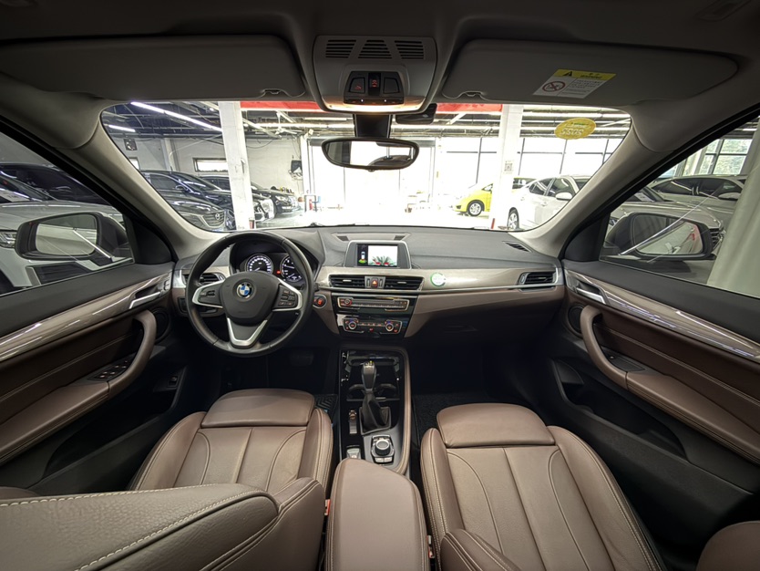 BMW X1 2018 #6 BMW X1 2018 صورة سيارة #6