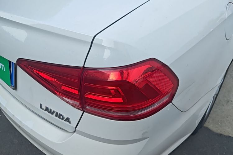 Volkswagen Lavida 2016 car image #8