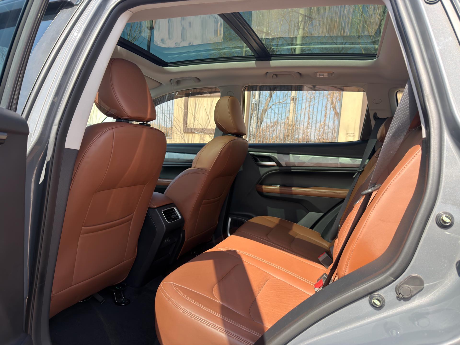 GEELY Vision X6 2023 car image #11