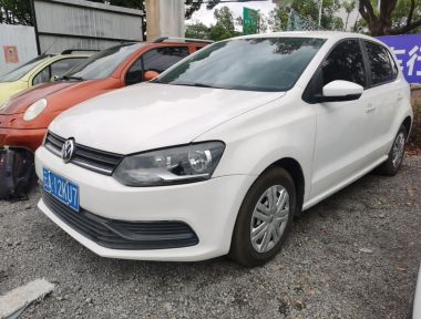 Volkswagen Polo 2016 car image 
