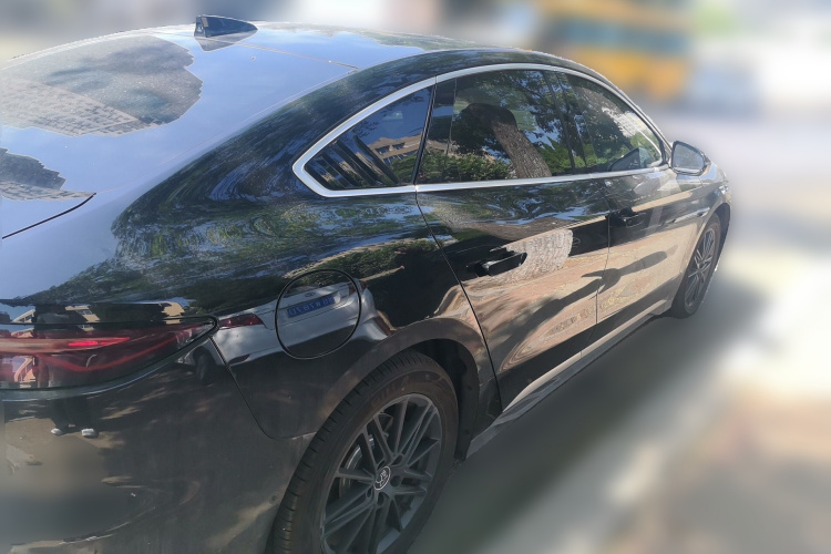 BYD Han 2025 #5 BYD Han 2025 car image #5