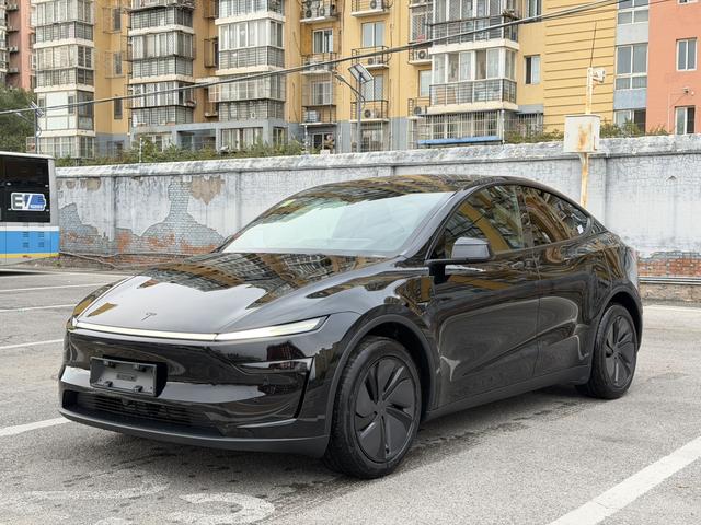 Tesla Model Y 2026 #10 Tesla Model Y 2026 imagen de coche #10