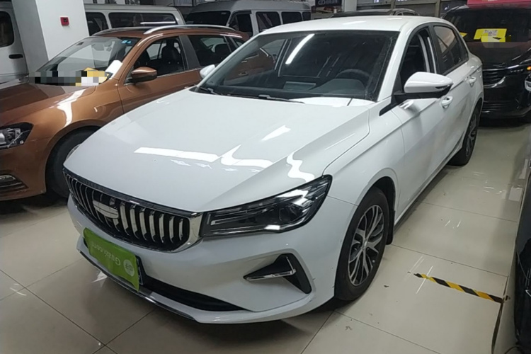 GEELY Emgrand 2026 image de voiture #2