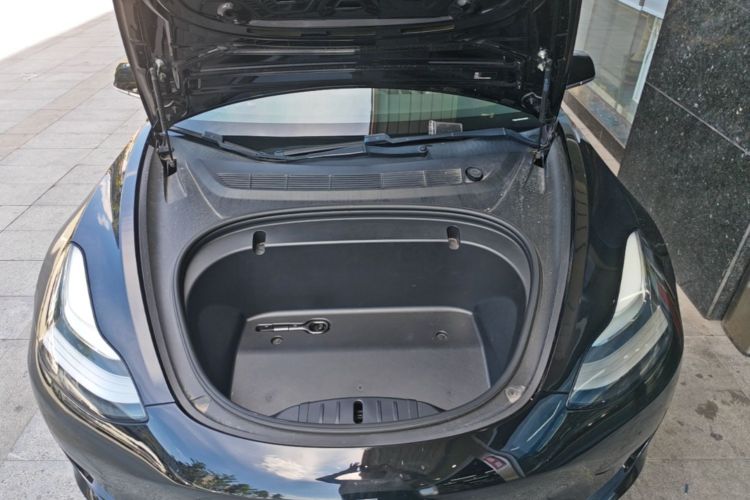 Tesla Model 3 2020 car image #20