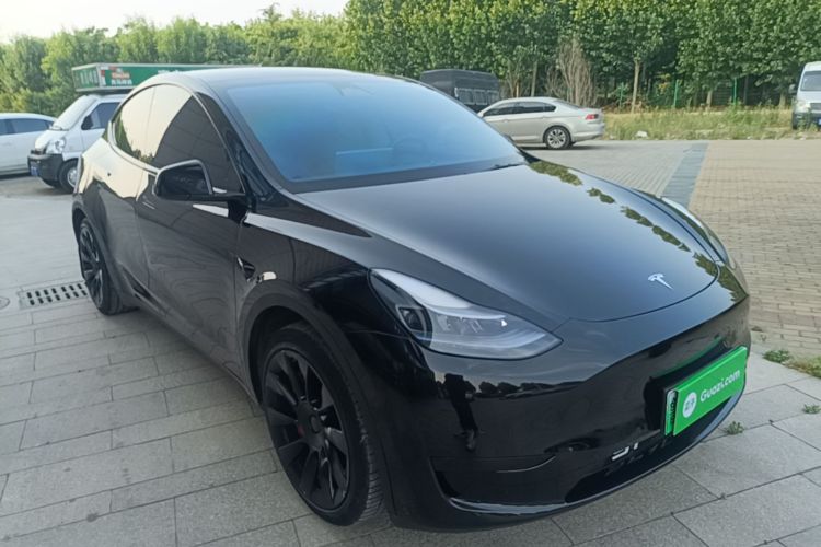Tesla Model Y 2023 #4 Tesla Model Y 2023 car image #4