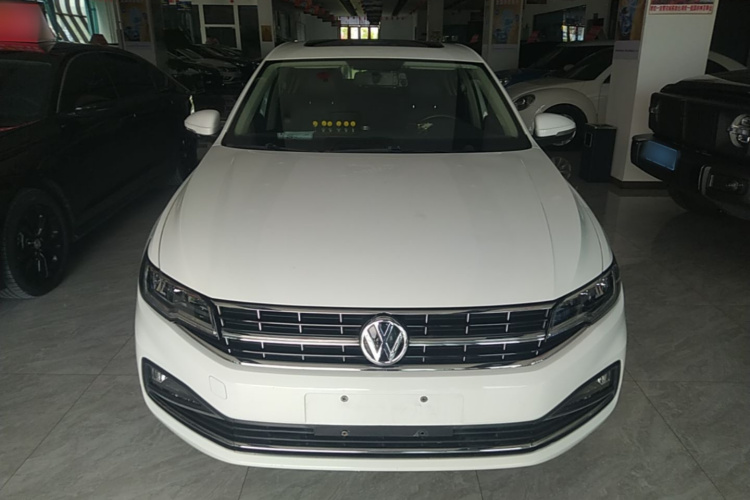 Volkswagen Bora 2019 car image #3