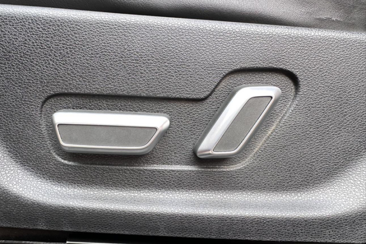 GEELY Emgrand GS 2016 #12 GEELY Emgrand GS 2016 car image #12