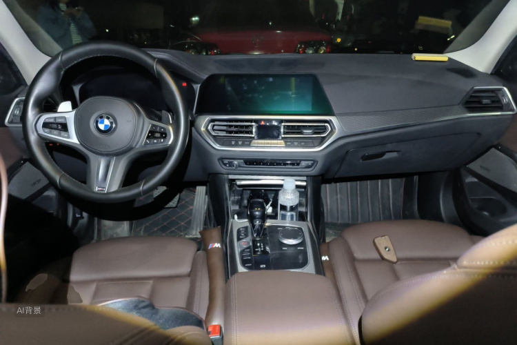 BMW 3 Series 2020 car image #11