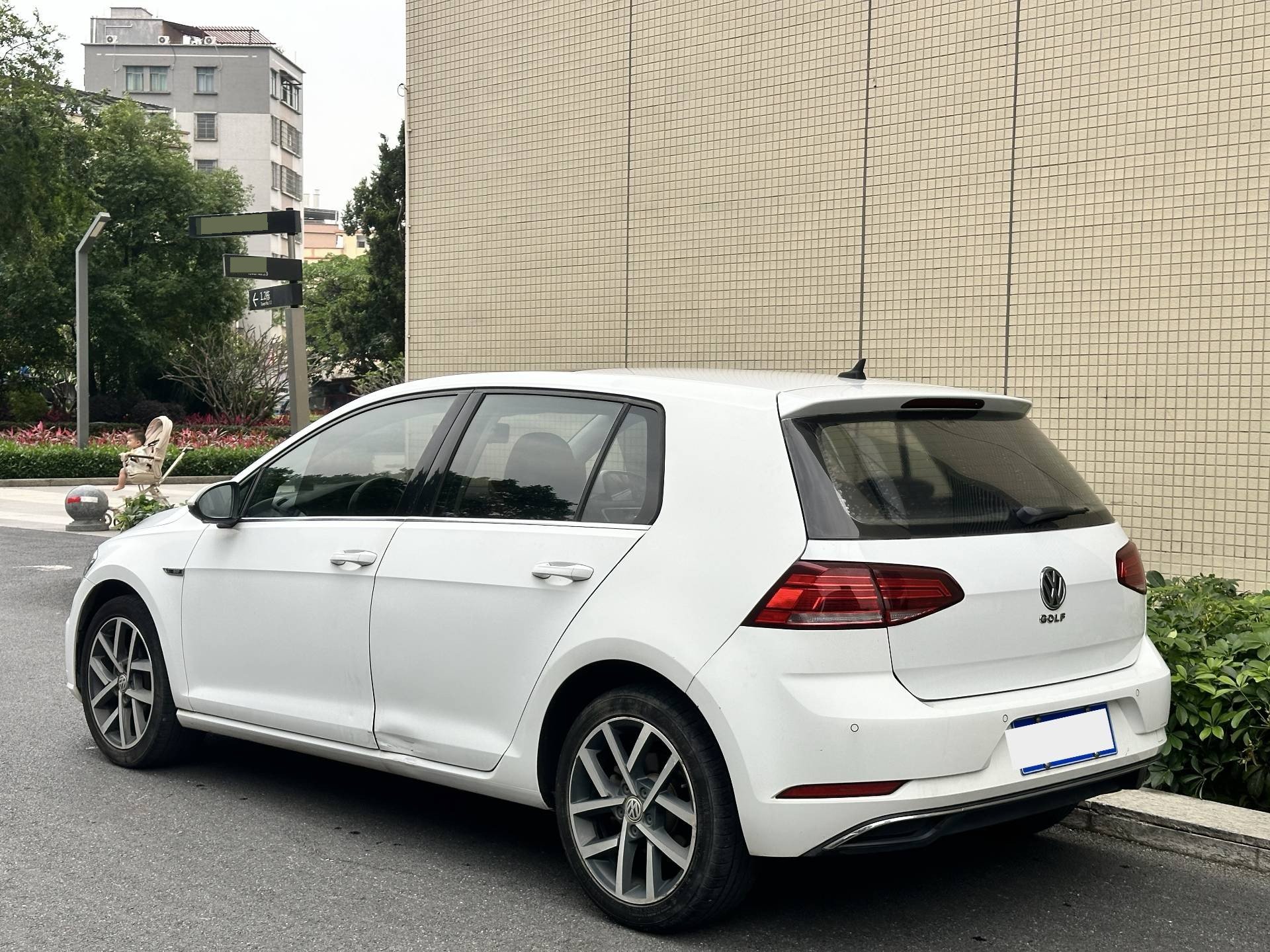 2020 imagen de coche #10