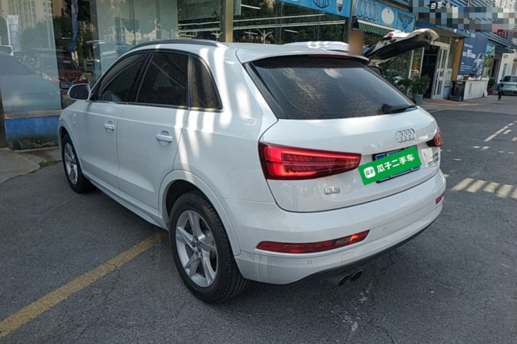 Audi Q3 2016 immagine di auto #5